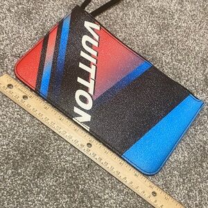 Louis Vuitton Race Pouchette Neverfull MM from 2017. Limited Edition. Clean!